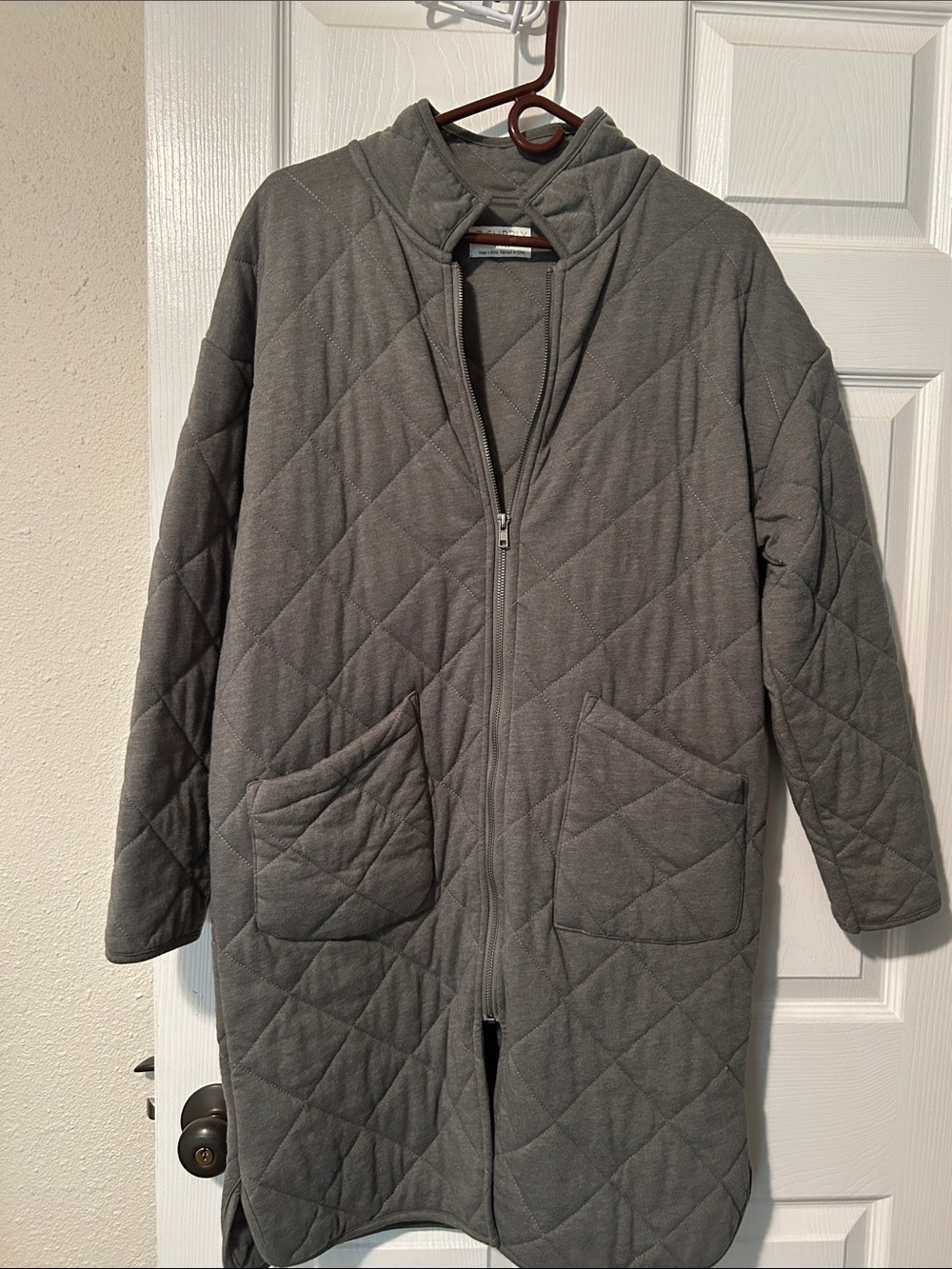 Z Supply Quilted Gray Zip-Front Puffer Coat